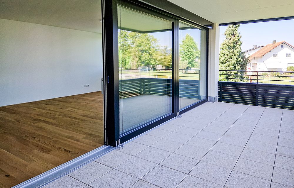 Exklusive Neubauwohnung: 3 Zimmer, hochwertige Ausstattung & große Süd-Ost-Terrasse – 6