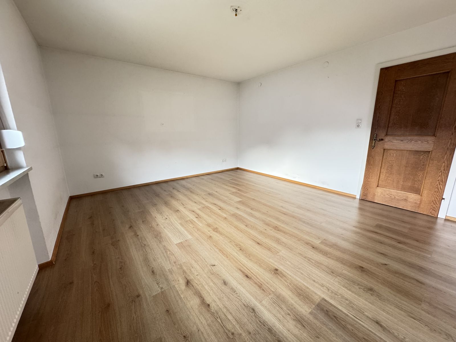Großzügiges Einfamilienhaus in erhöhter Lage – Ideal für große Familien – 8