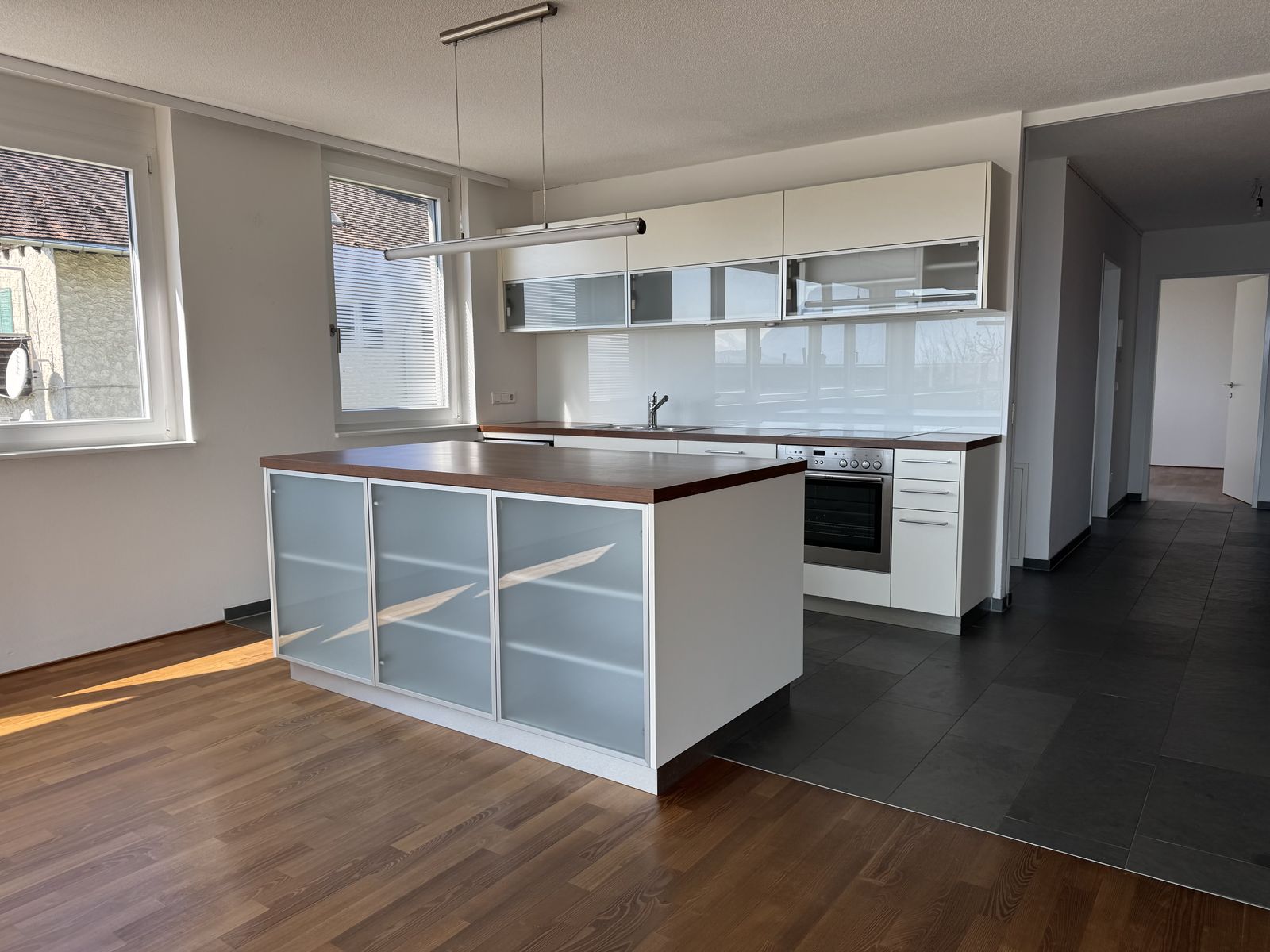 Ein Zuhause zum Ankommen - Exklusiver 4-Zimmerwohntraum mit Panoramablick in Ruhelage – 3