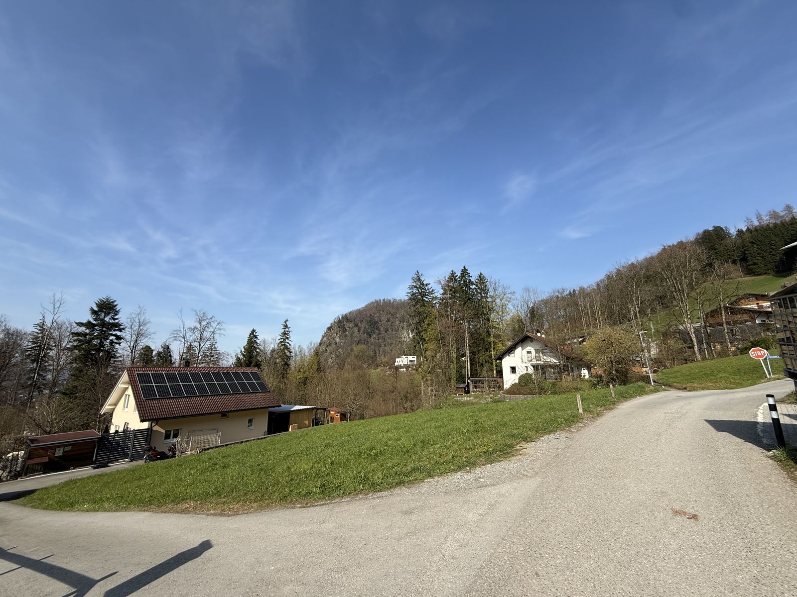 Baugrundstück in ruhiger Stadtrandlage mit Aussicht und bester Infrastruktur – 2